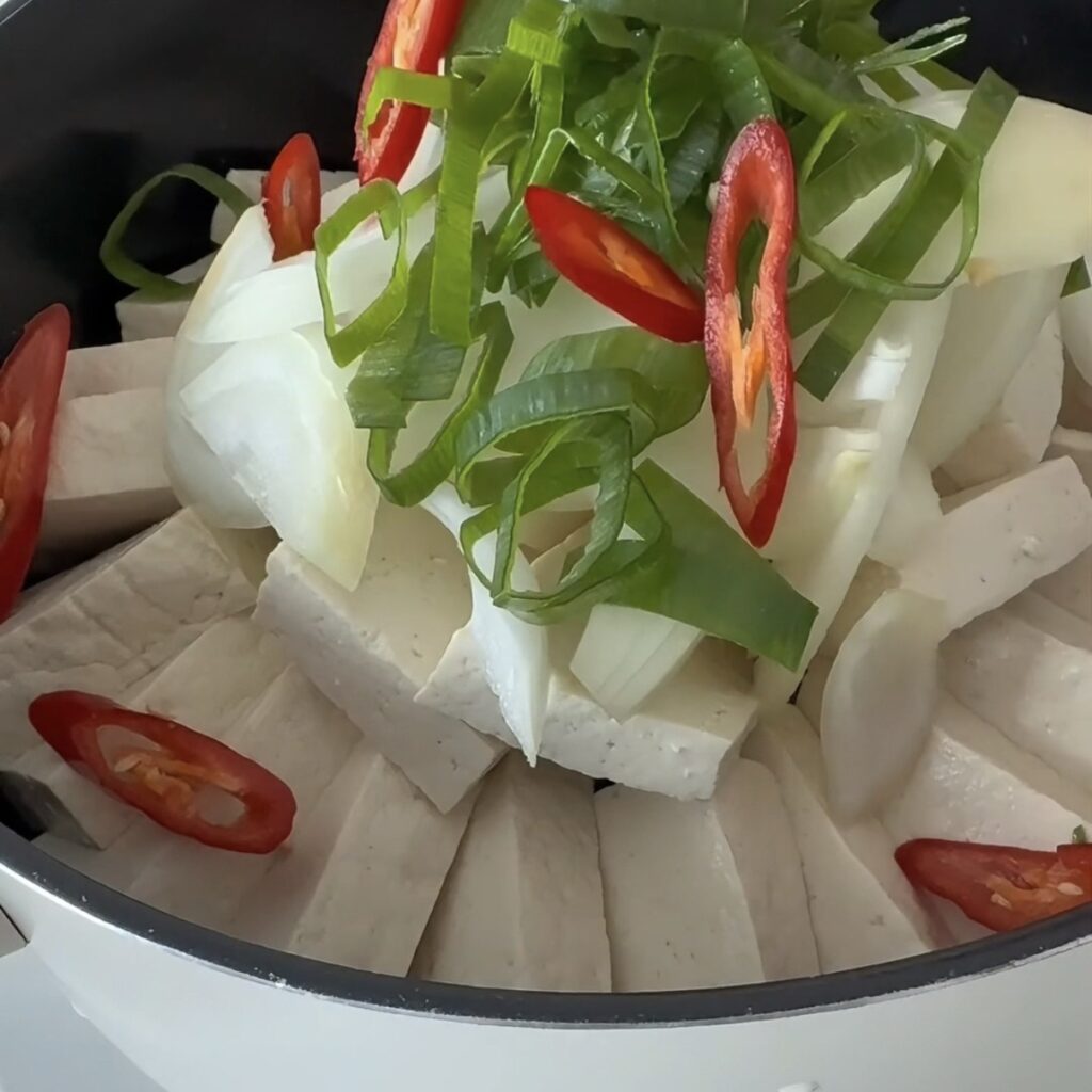 Korean-Style Braised Tofu (Dubu Jorim) Img 2745 1024x1024