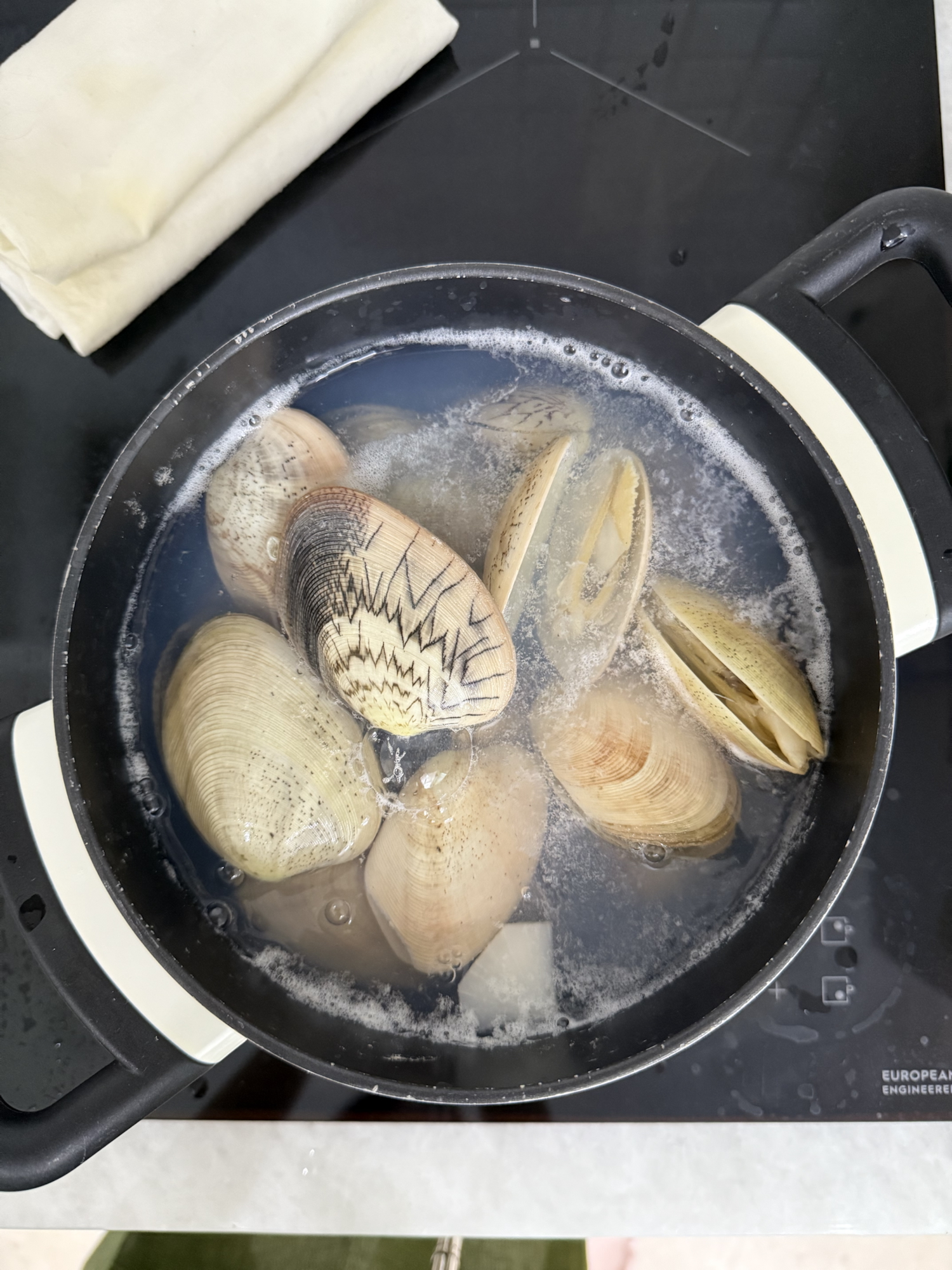 Korean Clam Soup Recipe (Clear Seafood Soup) Img 3601