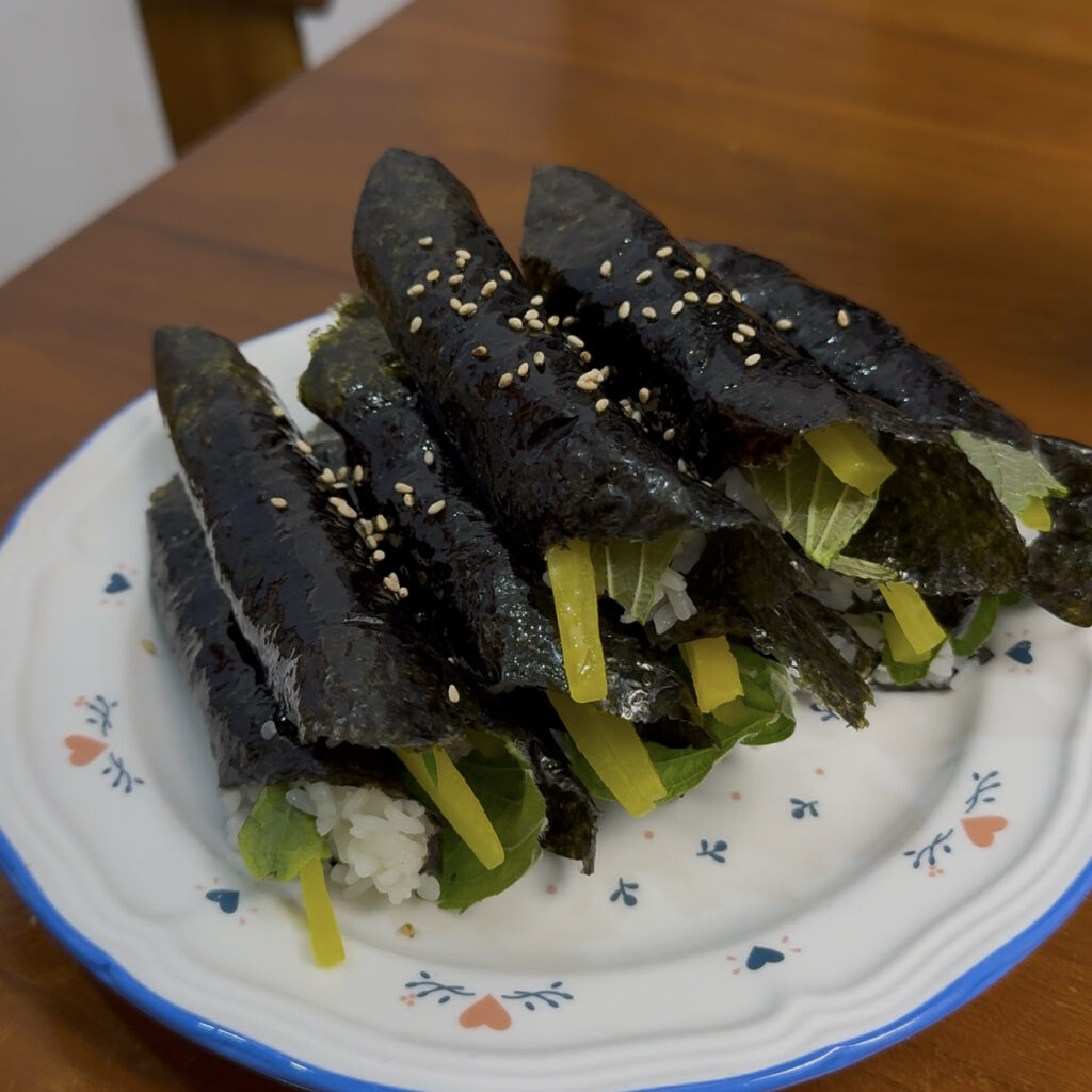 Mini Tuna Kimbap Recipe (Korean Bite-Size Rolls) Img 4201 1024x1024