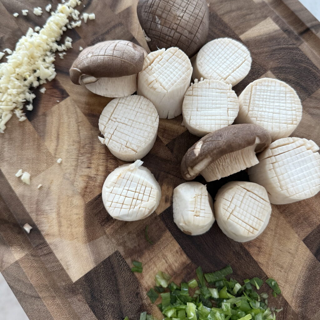 Korean Garlic Butter King Oyster Mushrooms Recipe Img 5181 1024x1024