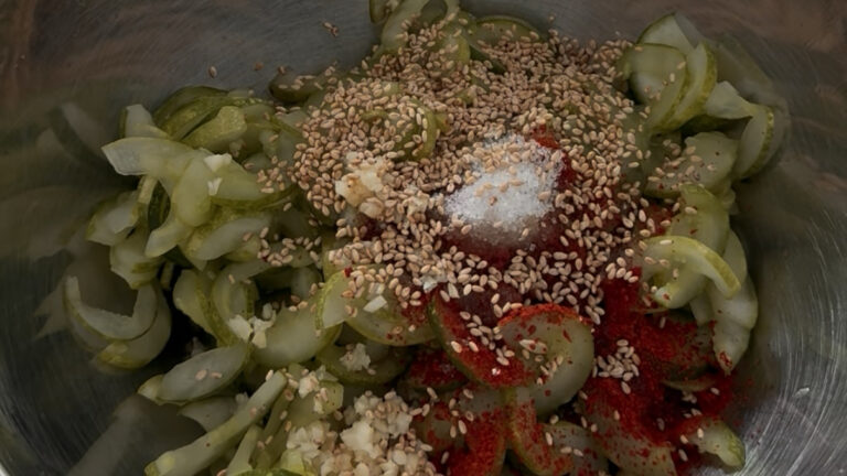 Korean Cucumber Salad (Oi Muchim)
