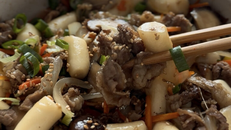 Easy Gungjung Tteokbokki Recipe&nbsp;