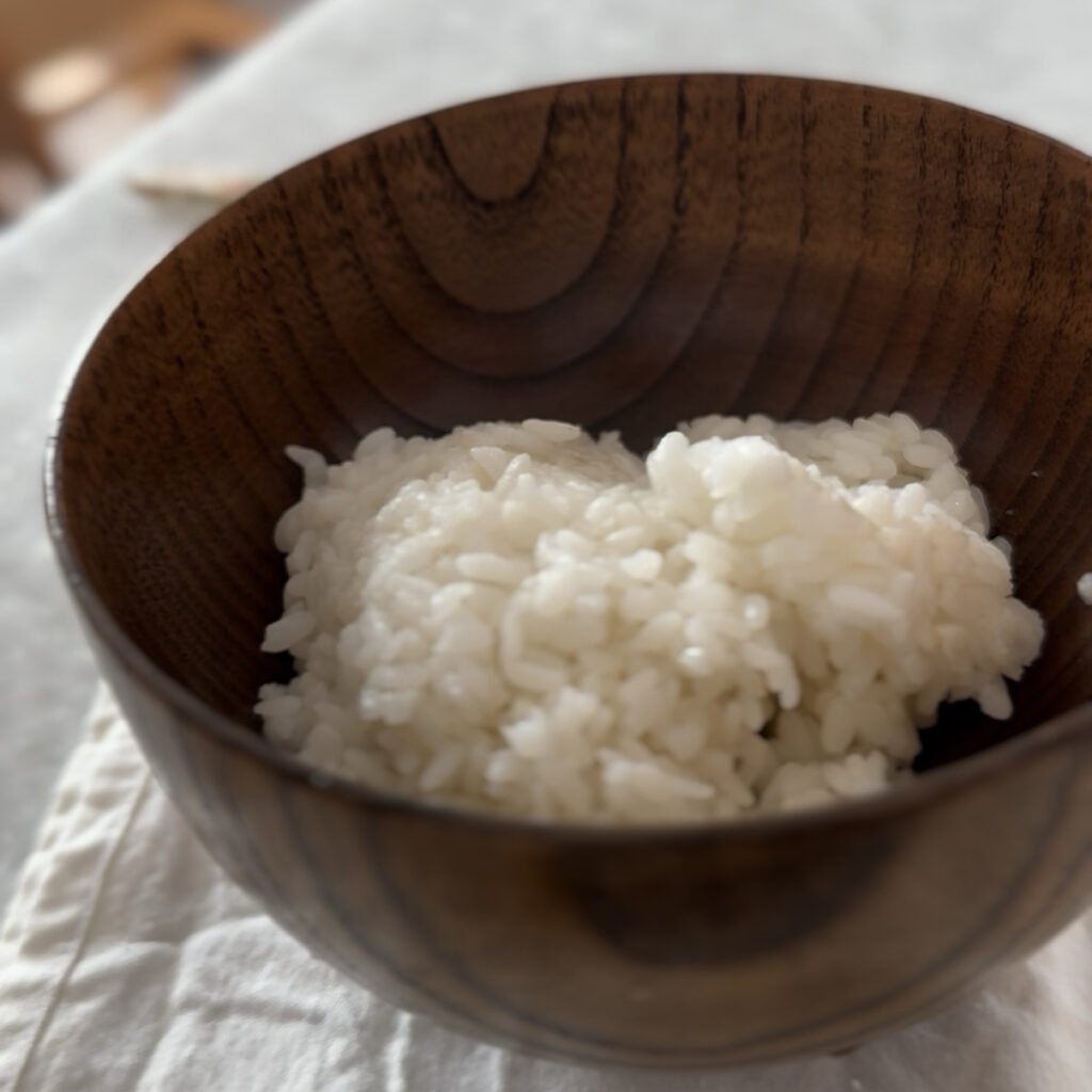 Steamed white rice in a bowl