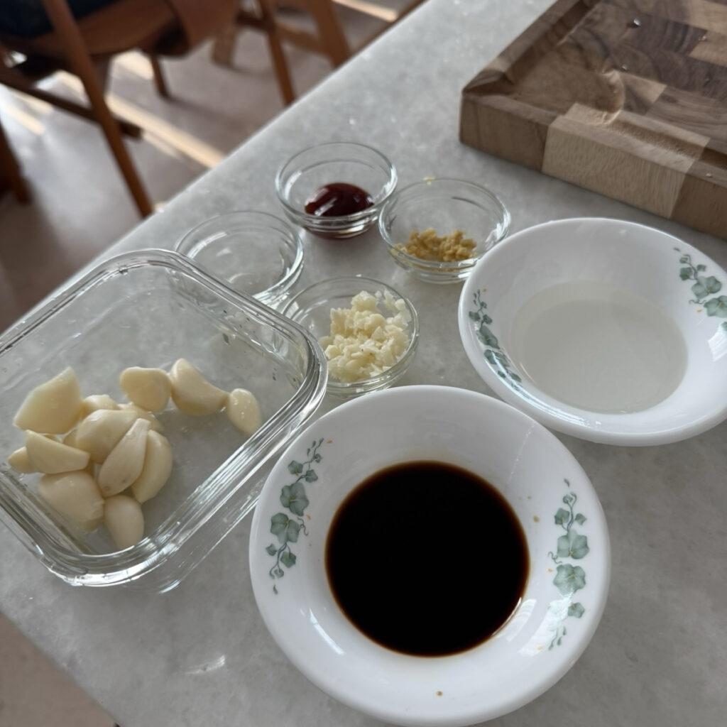 Ingredients for Korean Soy Sauce Braised Chicken sauce